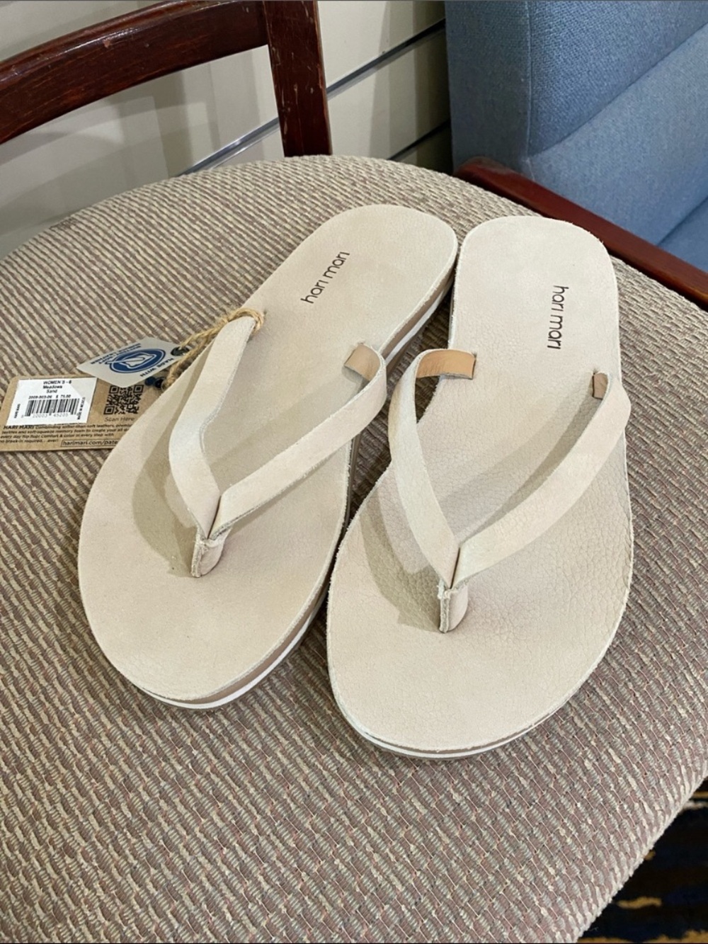 Hari Mari NWT Flip Flops